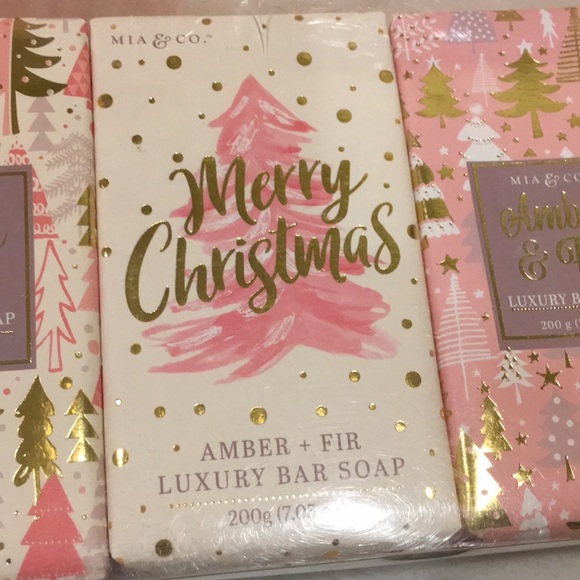 Mia & Co Christmas Holiday Scented Amber & Fir Luxury Soap Bar Set of Three NWT - Picture 14 of 16